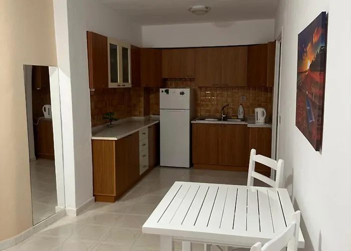 Anna House * Dhërmi