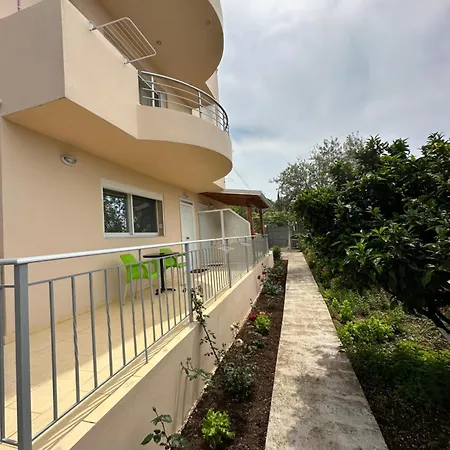 Apartment Anna House Dhërmi